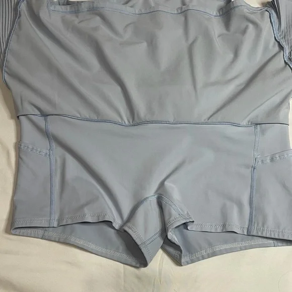 Lululemon Gray Silver Athletic Skort Skirt Short Tennis - Picture 4 of 10